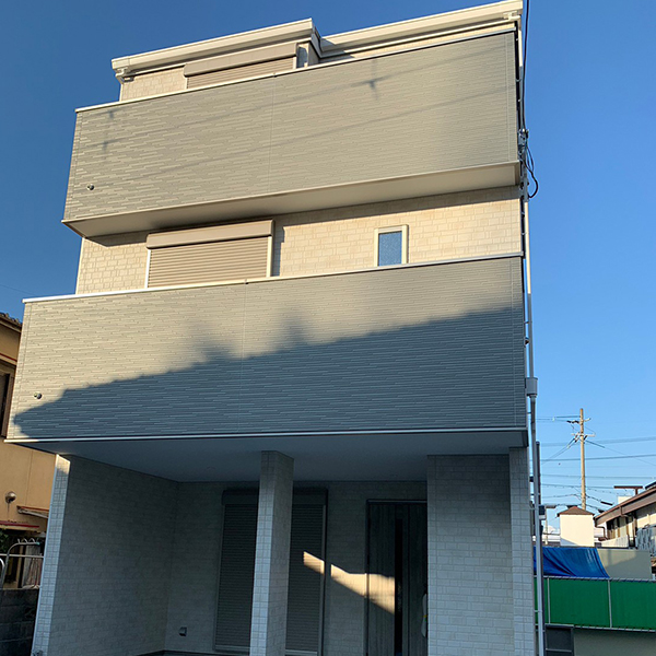 枚方市/木造3階建て住宅