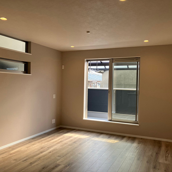 東大阪市/木造３階建て