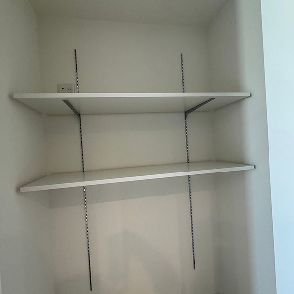 寝屋川市/木造３階建て