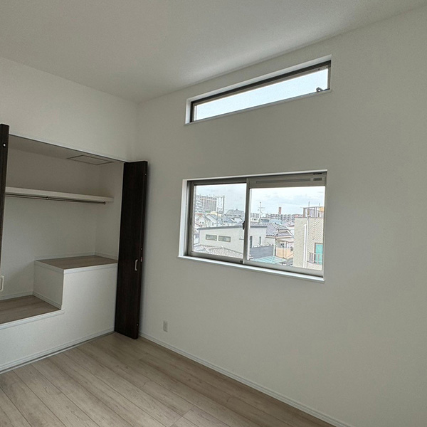 吹田市/木造３階建て