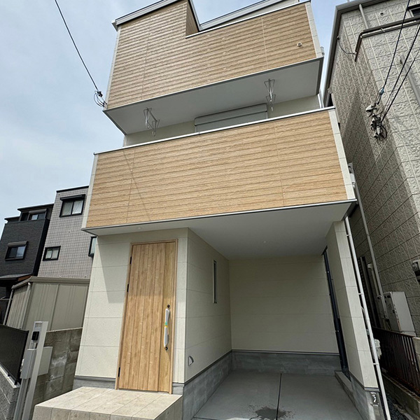 摂津市/木造３階建て
