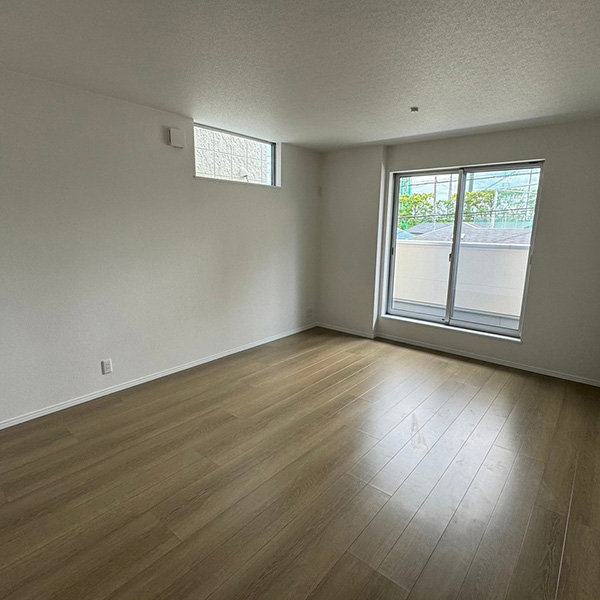 摂津市/木造３階建て