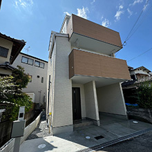 高槻市/木造3階建て